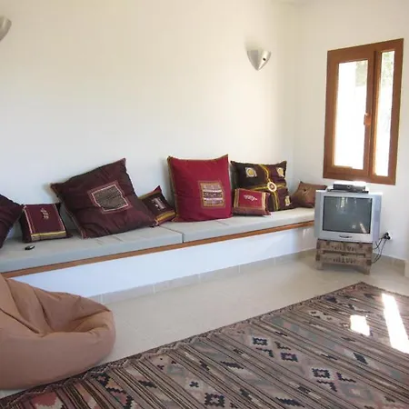 펜션 Holiday Cottage